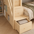 Letto a castello in legno BusyKids HAPPY per 3 persone con scala contenitore